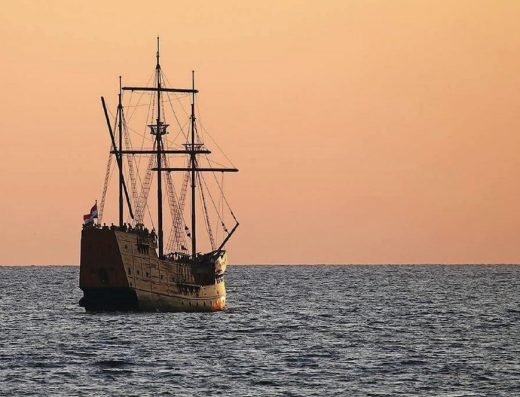Karaka – Sunset Cruise
